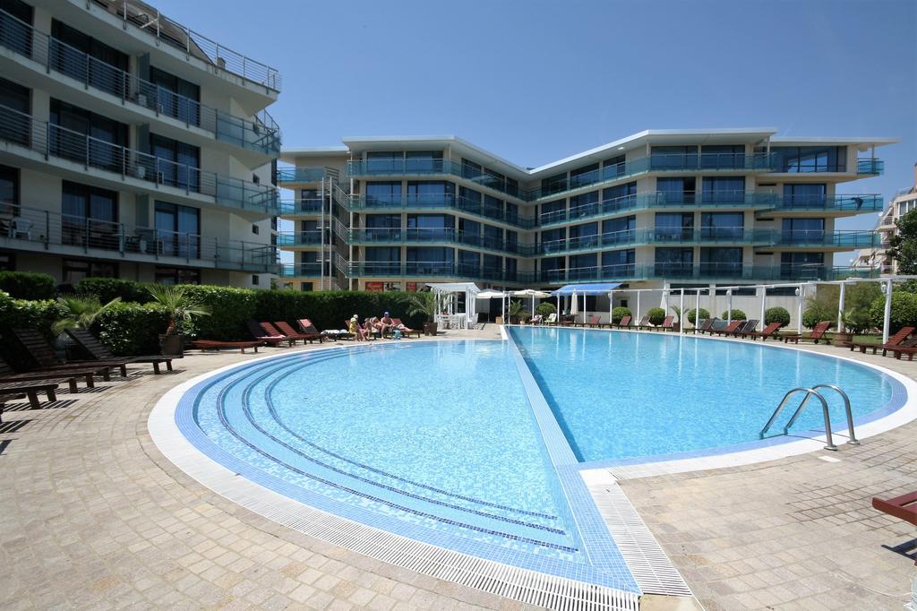 Riviera Blue Hotel Sunny Beach Exterior foto